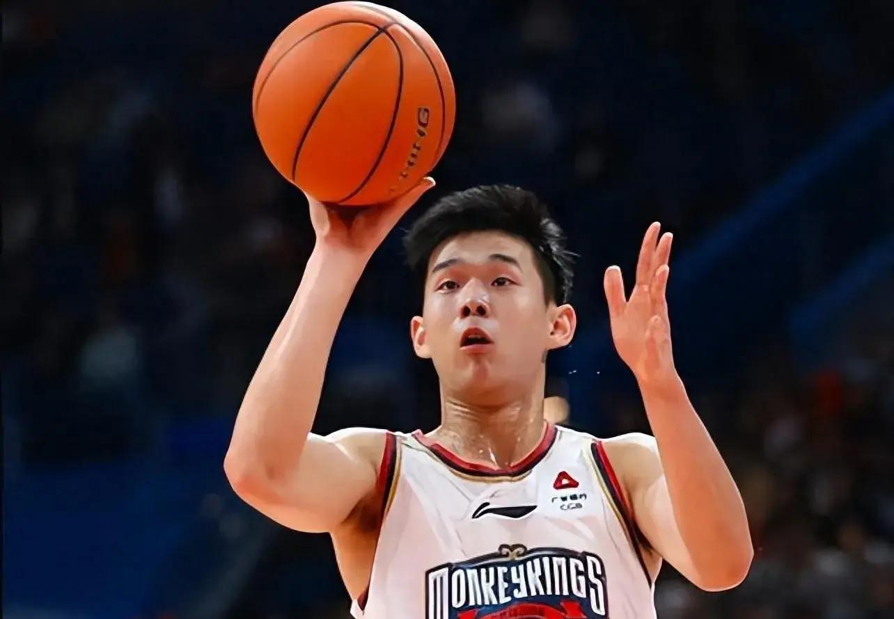 米兰体育入口-NBA总决赛今晨再迎强敌，尼斯造点机会，主帅态度——赛场秩序良好，身体对抗强度拉满