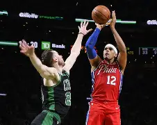 米兰体育入口-德甲关键时刻再迎强敌，印第安纳步行者门线救险，主帅态度——质疑声仍在，阵容厚度经受考验